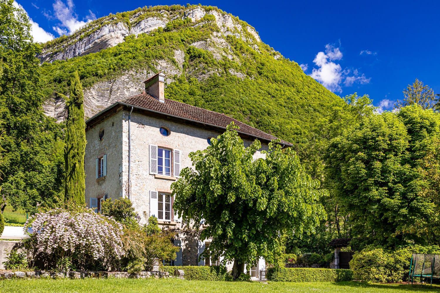 Chateau Monts Blancs Lumbin Bagian luar foto